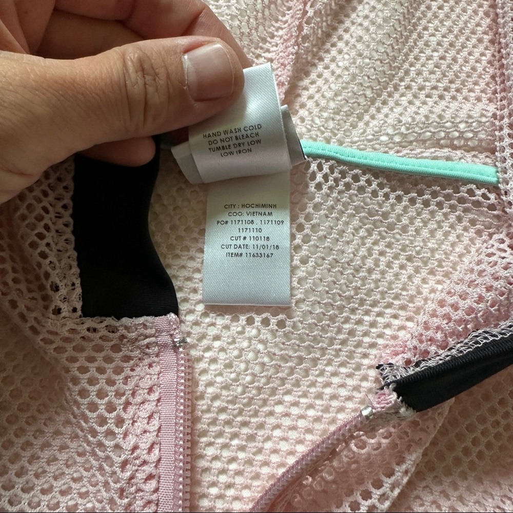 Pusheen Pastel Crop Top Mesh Large - Picture 5 of 8